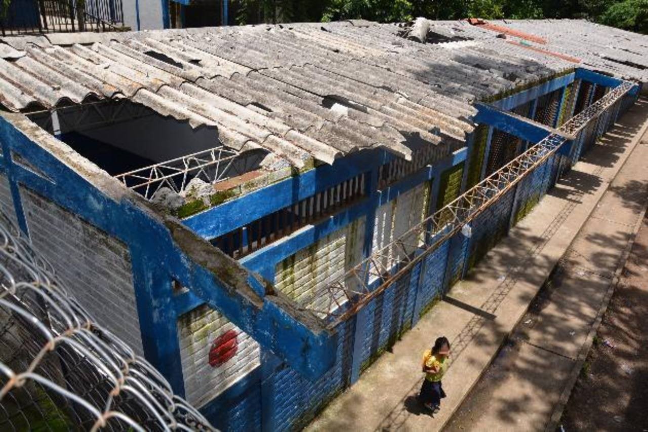 ARENA Y FMLN estancaron la educación al no invertir en las escuelas arena-y-fmln-estancaron-la-educacion-al-no-invertir-en-las-escuelas